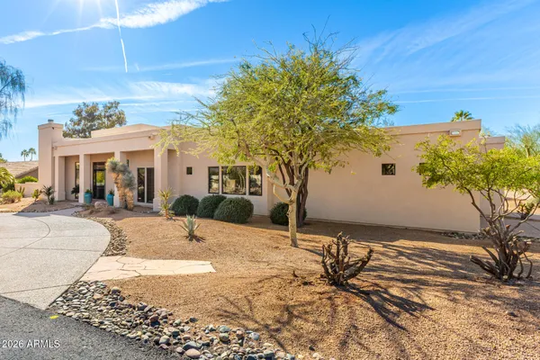 Property Slideshow image 2 of 47 | 18567 e paseo verde dr, Rio Verde, AZ, 85263