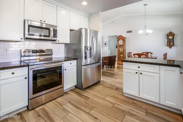 Property Slideshow image 3 of 113 | 1558 e winged foot dr, Chandler, AZ, 85249