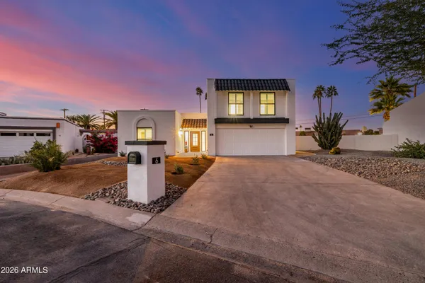 Property Slideshow image 2 of 74 | 6 e piping rock rd, Phoenix, AZ, 85022