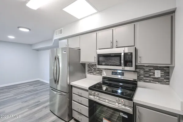 Property Slideshow image 3 of 43 | 9903 w hawthorn dr, Sun City, AZ, 85351