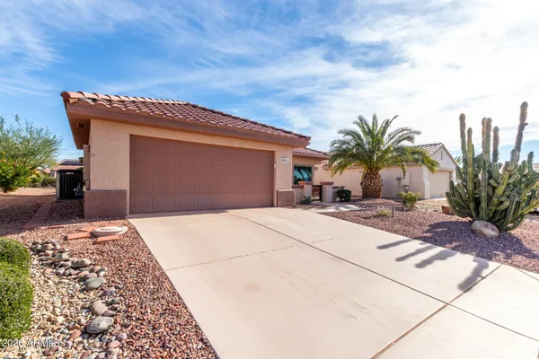 Property Slideshow image 3 of 27 | 20157 n saguaro ct, Surprise, AZ, 85374