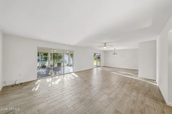 Property Slideshow image 3 of 39 | 19045 n signal butte cir, Sun City, AZ, 85373