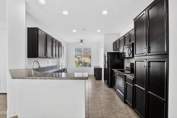 Property Slideshow image 3 of 21 | 22625 w morning glory st, Buckeye, AZ, 85326