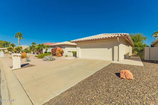 Property Slideshow image 3 of 42 | 25825 s beech creek dr, Sun Lakes, AZ, 85248