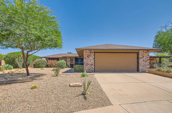 Property Slideshow image 2 of 33 | 21019 n totem dr, Sun City West, AZ, 85375