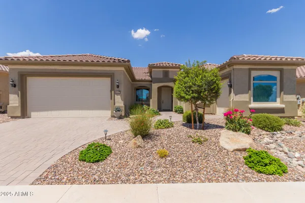 Property Slideshow image 2 of 83 | 8112 w merriweather way, Florence, AZ, 85132