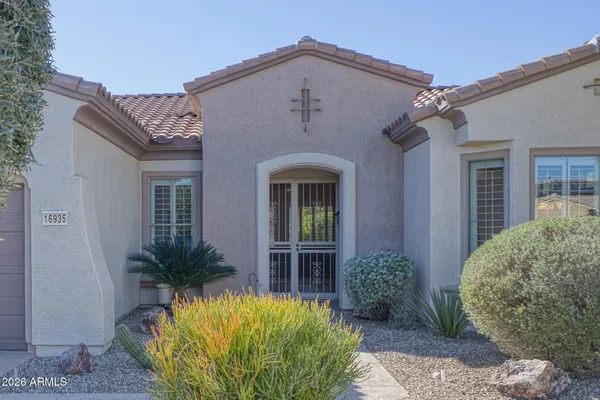 Property Slideshow image 2 of 51 | 16935 w desert blossom way, Surprise, AZ, 85387