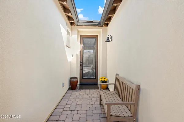 Property Slideshow image 2 of 80 | 104 e iloca ln, Queen Creek, AZ, 85140