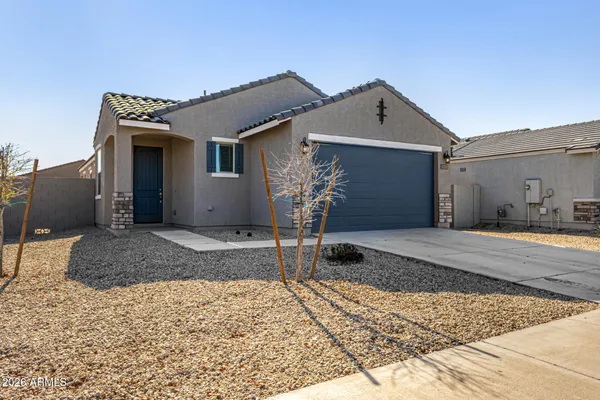 Property Slideshow image 2 of 30 | 2685 e tolosa dr, Casa Grande, AZ, 85194