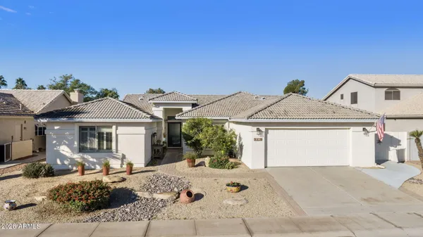 Property Slideshow image 2 of 89 | 5410 s tanglewood dr, Sun Lakes, AZ, 85248