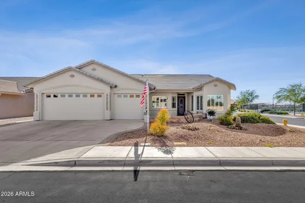 Property Slideshow image 2 of 64 | 11407 e olla ave, Mesa, AZ, 85212