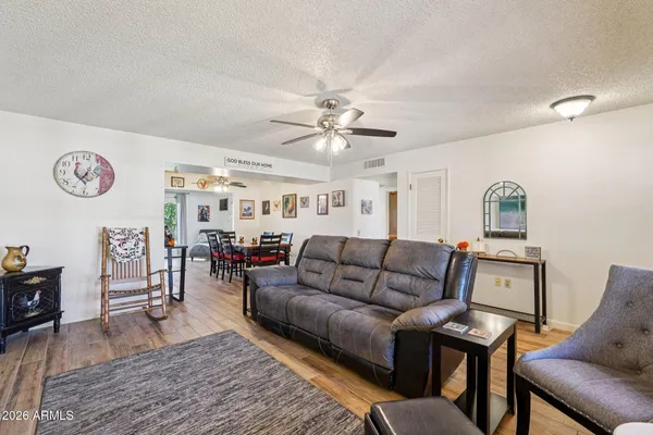 Property Slideshow image 3 of 35 | 11031 w tonada dr, Sun City, AZ, 85351