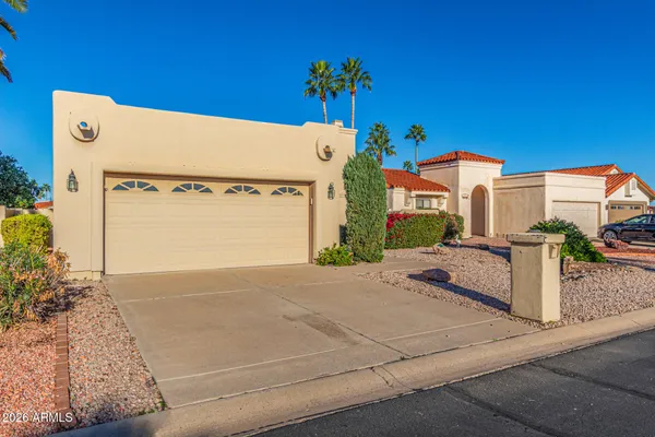 Property Slideshow image 2 of 47 | 25240 s hollygreen dr, Sun Lakes, AZ, 85248