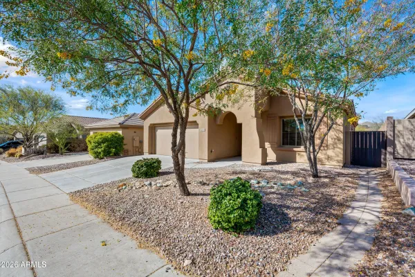 Property Slideshow image 3 of 78 | 41432 n bent creek way, Phoenix, AZ, 85086
