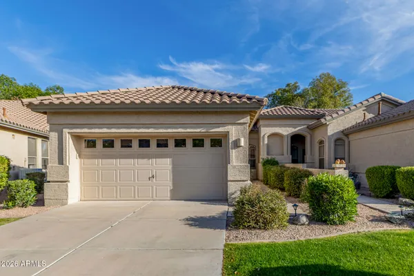 Property Slideshow image 2 of 45 | 23721 s pleasant way, Sun Lakes, AZ, 85248