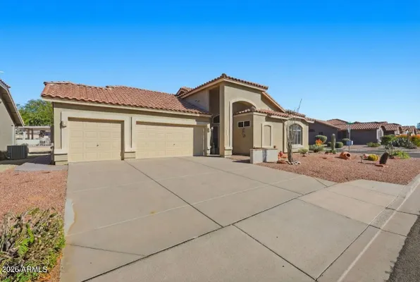 Property Slideshow image 2 of 48 | 6329 s sandtrap dr, Gold Canyon, AZ, 85118