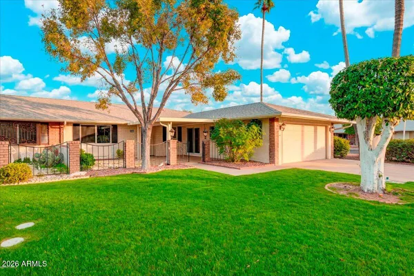 Property Slideshow image 2 of 35 | 10235 n 108th dr, Sun City, AZ, 85351