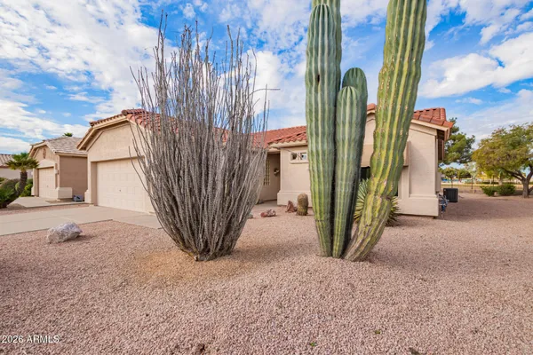 Property Slideshow image 3 of 46 | 6596 s tamarron way, Chandler, AZ, 85249