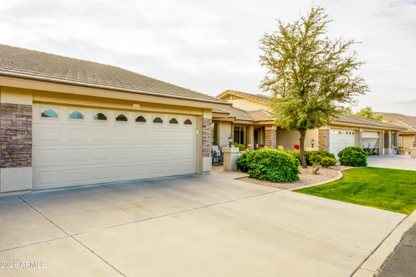 Property Slideshow image 2 of 25 | 11069 e kilarea ave 135, Mesa, AZ, 85209