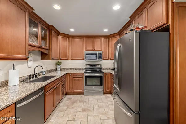 Property Slideshow image 3 of 27 | 13087 n 100th ave, Sun City, AZ, 85351