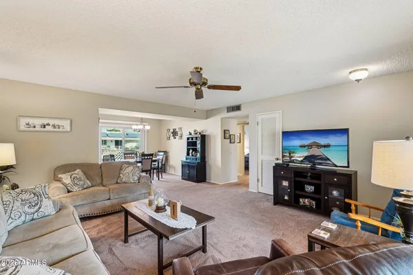 Property Slideshow image 3 of 24 | 9912 w sandstone dr, Sun City, AZ, 85351