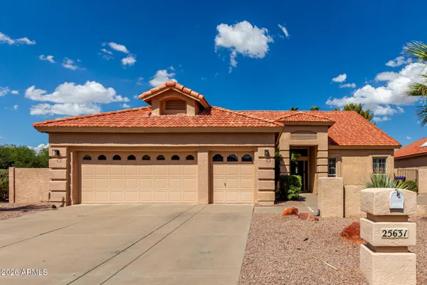 Property Slideshow image 2 of 55 | 25631 s howard dr, Sun Lakes, AZ, 85248