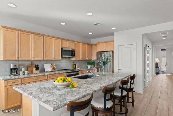 Property Slideshow image 3 of 55 | 4098 prairie schooner rd, Wickenburg, AZ, 85390