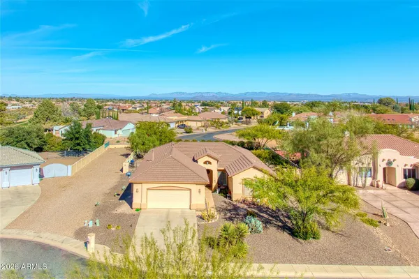 Property Slideshow image 2 of 34 | 2621 knollridge dr, Sierra Vista, AZ, 85650