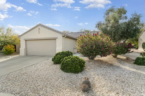 Property Slideshow image 2 of 39 | 15343 w echo canyon dr, Surprise, AZ, 85374