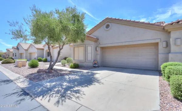 Property Slideshow image 2 of 33 | 1547 e brenda dr, Casa Grande, AZ, 85122
