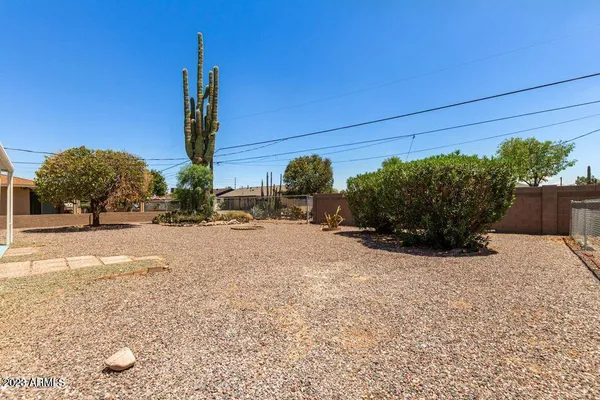 Property Slideshow image 3 of 19 | 9933 w riviera dr, Sun City, AZ, 85351