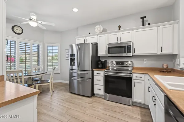 Property Slideshow image 2 of 41 | 17713 n thoroughbred dr, Surprise, AZ, 85374