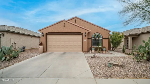 Property Slideshow image 2 of 45 | 6453 w heritage way, Florence, AZ, 85132