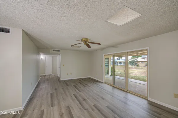 Property Slideshow image 2 of 32 | 9915 w newport dr, Sun City, AZ, 85351