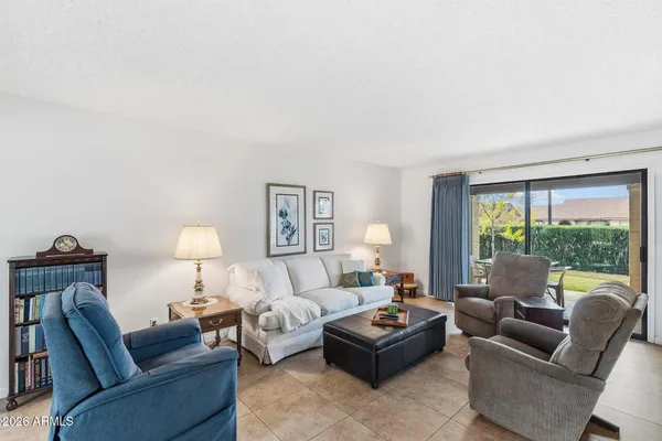 Property Slideshow image 2 of 33 | 620 s privet way, Mesa, AZ, 85208