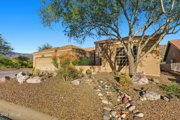 Property Slideshow image 2 of 44 | 4961 s crested saguaro ln, Gold Canyon, AZ, 85118