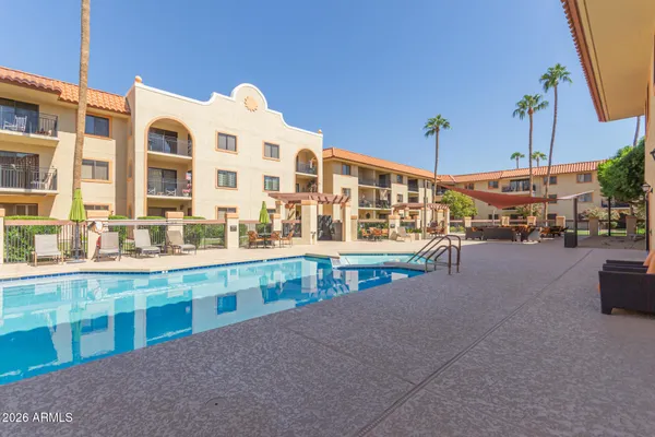 Property Slideshow image 2 of 8 | 10330 w thunderbird blvd b110, Sun City, AZ, 85351