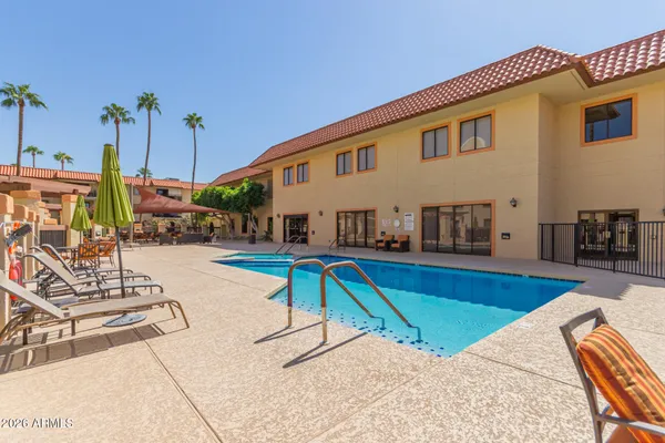 Property Slideshow image 3 of 8 | 10330 w thunderbird blvd b110, Sun City, AZ, 85351