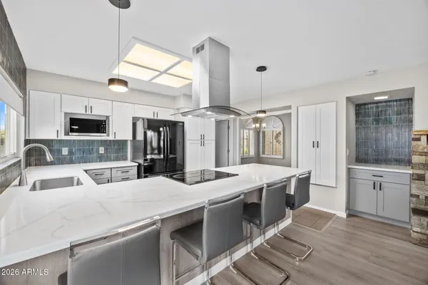 Property Slideshow image 3 of 37 | 13014 s 40th pl, Phoenix, AZ, 85044