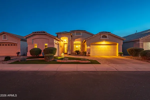 Property Slideshow image 2 of 44 | 17875 w buena vista dr, Surprise, AZ, 85374