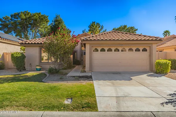 Property Slideshow image 2 of 55 | 9423 w kerry ln, Peoria, AZ, 85382