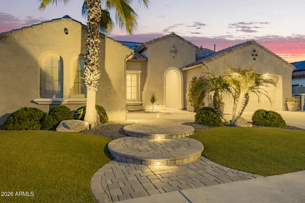 Property Slideshow image 2 of 76 | 16748 w holly st, Goodyear, AZ, 85395