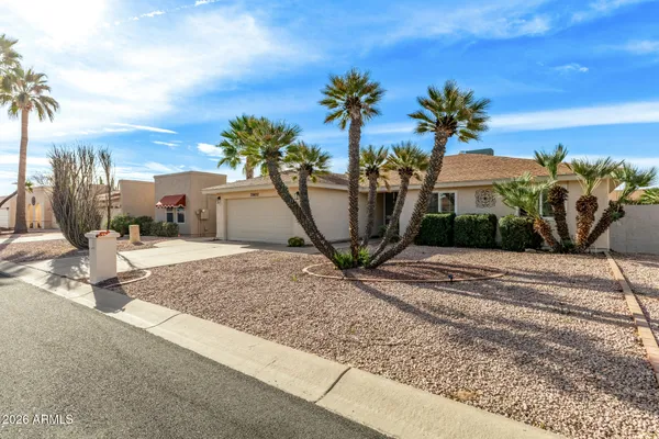 Property Slideshow image 3 of 58 | 26622 s new town dr, Sun Lakes, AZ, 85248