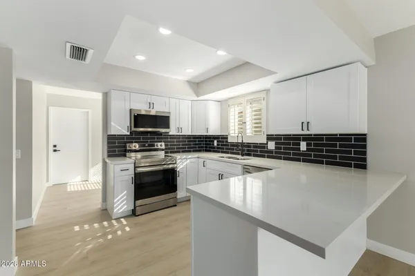 Property Slideshow image 3 of 58 | 26622 s new town dr, Sun Lakes, AZ, 85248