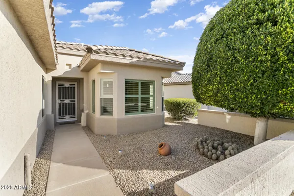 Property Slideshow image 2 of 44 | 15236 w pinehurst ln, Surprise, AZ, 85374