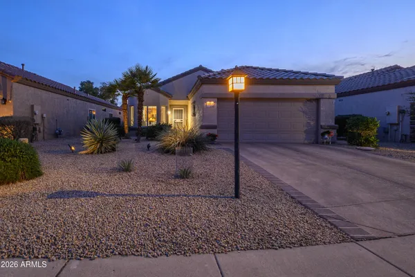 Property Slideshow image 2 of 42 | 15873 w alpine ridge dr, Surprise, AZ, 85374