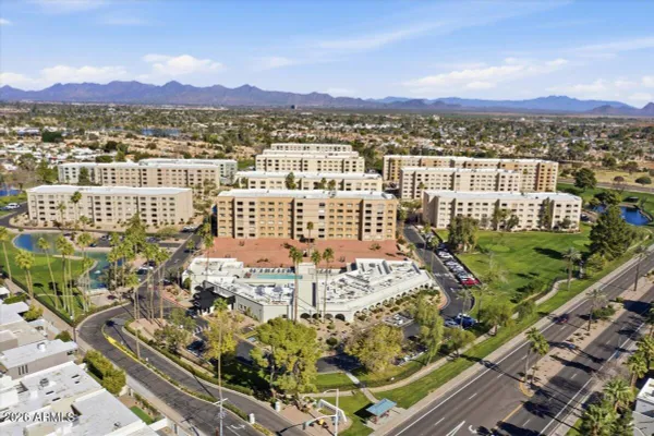 Property Slideshow image 2 of 39 | 7910 e camelback rd unit 402, Scottsdale, AZ, 85251