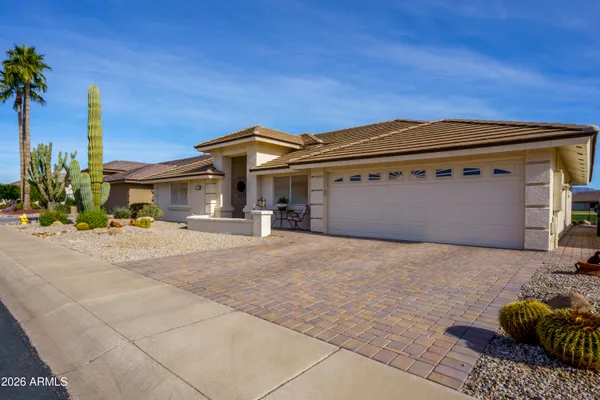 Property Slideshow image 2 of 28 | 2325 s olivewood, Mesa, AZ, 85209