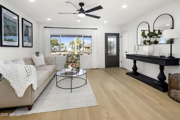 Property Slideshow image 3 of 26 | 627 n 59th pl, Mesa, AZ, 85205