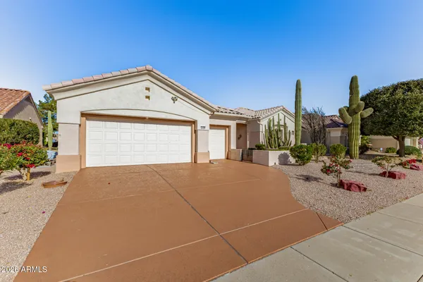 Property Slideshow image 2 of 44 | 15220 w las brizas ln, Sun City West, AZ, 85375